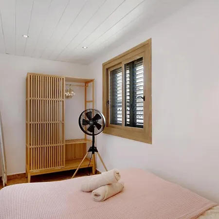 מלון Oleandra אדחה