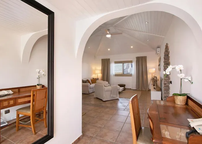 Oleandra Szálloda *